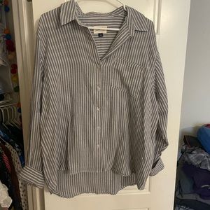 beachy Target button up